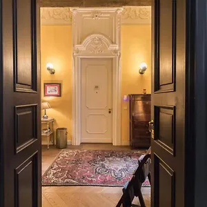  Apartment Italianway - Borgonuovo 12